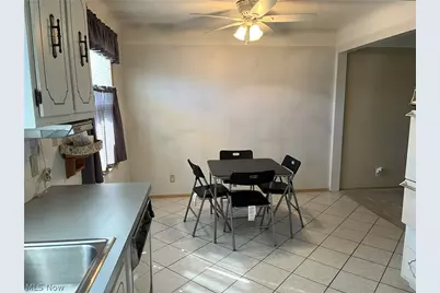 12416 Eastwood Boulevard, Garfield Heights, OH 44125 - Photo 13