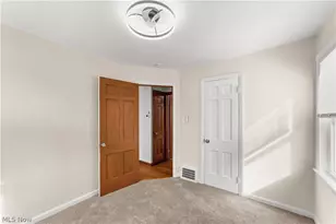 4484 W 57th St, Loveland, OH 44144 - Photo 15