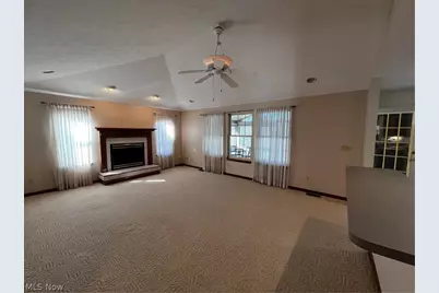 6140 Kelley Lane, Parma, OH 44134 - Photo 9