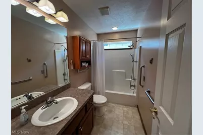 6140 Kelley Lane, Parma, OH 44134 - Photo 11