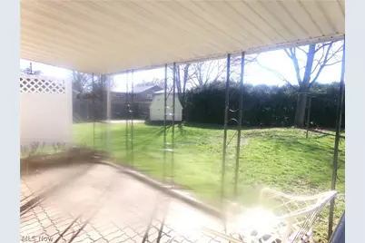 213 W Stewart Avenue, West Lafayette, OH 43845 - Photo 5