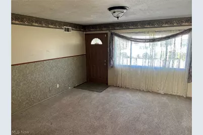 2407 Nesmith Lake Boulevard, Akron, OH 44314 - Photo 17