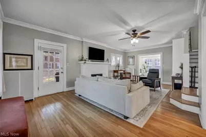 1521 Parkhill Road, Cleveland Heights, OH 44121 - Photo 5