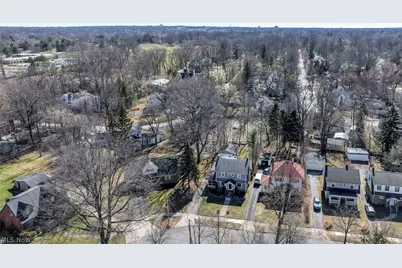 1521 Parkhill Road, Cleveland Heights, OH 44121 - Photo 45