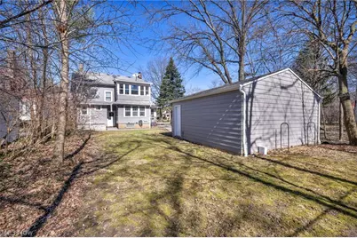 1521 Parkhill Road, Cleveland Heights, OH 44121 - Photo 41