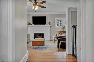 1521 Parkhill Rd, Cleveland Heights, OH 44121 - Photo 9