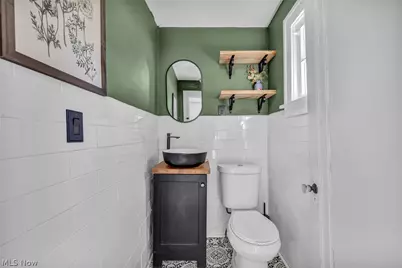 1521 Parkhill Road, Cleveland Heights, OH 44121 - Photo 17