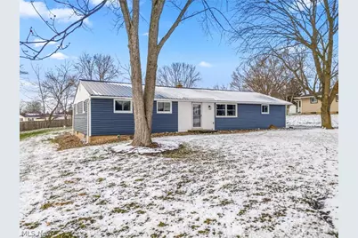 2465 Meadowside Street NW, Massillon, OH 44647 - Photo 9