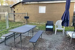 1215 Sherman St, Akron, OH 44301 - Photo 7