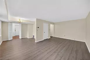 19436 Van Aken Blvd, Huber Heights, OH 44122 - Photo 7