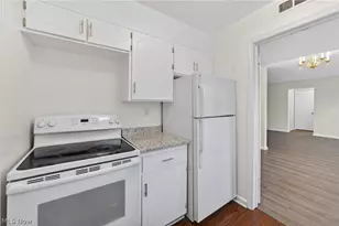 19436 Van Aken Blvd, Huber Heights, OH 44122 - Photo 15