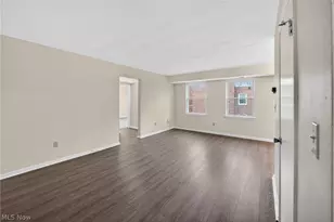 19436 Van Aken Blvd, Huber Heights, OH 44122 - Photo 5