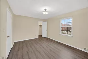 19436 Van Aken Blvd, Huber Heights, OH 44122 - Photo 17