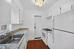 19436 Van Aken Blvd, Huber Heights, OH 44122 - Photo 11