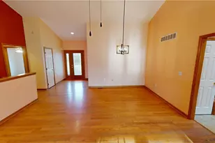 957 Edgewater Cir, Kent, OH 44240 - Photo 15