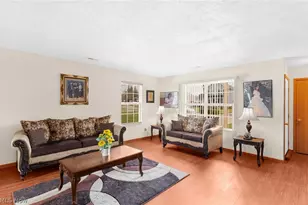 3786 Choice Ct, Youngstown, OH 44505 - Photo 7