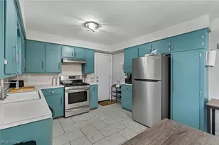 4095 Kirk Rd, Youngstown, OH 44511 - Photo 9