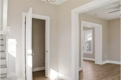 2016 Pointview Avenue, Youngstown, OH 44502 - Photo 5