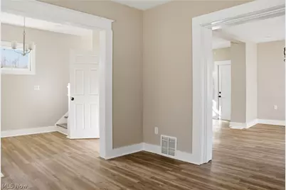 2016 Pointview Avenue, Youngstown, OH 44502 - Photo 11