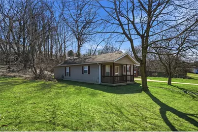 1082 Hazel Street, Akron, OH 44305 - Photo 3