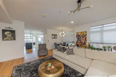 2275 W 19 Street, Loveland, OH 44113 - Photo 9