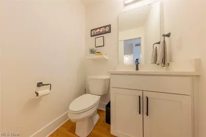 2275 W 19 Street, Loveland, OH 44113 - Photo 33