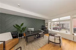 2275 W 19th St, Loveland, OH 44113 - Photo 15