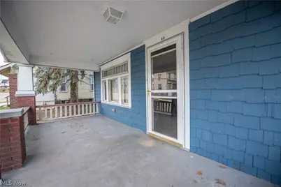 33 S Lincoln Avenue, Alliance, OH 44601 - Photo 3