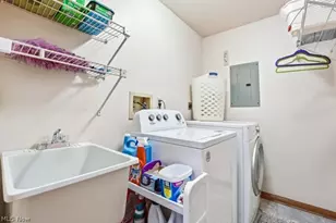 1163 Red Tail Hawk Ct, Boardman, OH 44512 - Photo 23