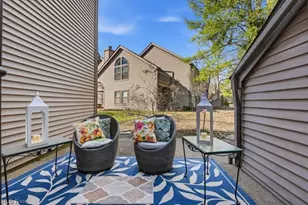 1163 Red Tail Hawk Ct, Boardman, OH 44512 - Photo 3