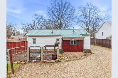 121 Meadowridge Road, Mogadore, OH 44260 - Photo 7