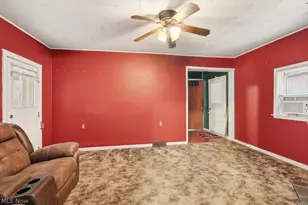 121 Meadowridge Rd, Mogadore, OH 44260 - Photo 21