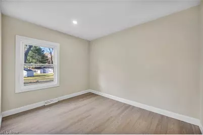 34918 Chestnut Ridge Road, North Ridgeville, OH 44039 - Photo 31