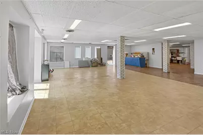 380 N Ridge Road W, Lorain, OH 44053 - Photo 35