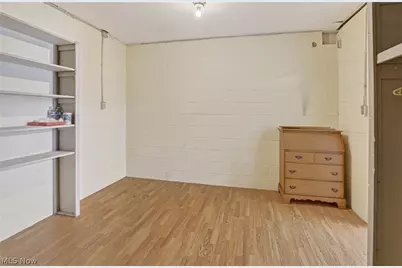 380 N Ridge Road W, Lorain, OH 44053 - Photo 43