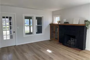 802 Orlando Ave, Akron, OH 44320 - Photo 3