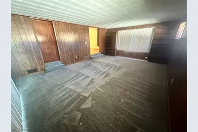 417 Otis Court SE, Girard, OH 44420 - Photo 9