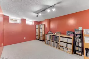 1677 Douglas Rd, Wickliffe, OH 44092 - Photo 19