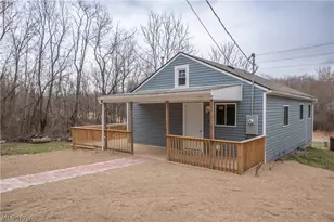 318 Elmport Ave NE, Canton, OH 44704 - Photo 1