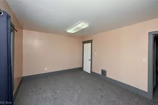 868 N Main St, Akron, OH 44310 - Photo 15