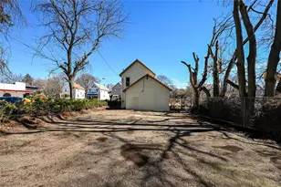 868 N Main St, Akron, OH 44310 - Photo 5