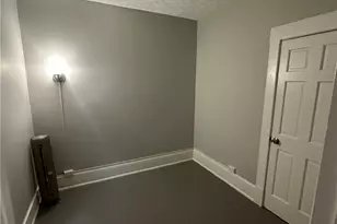 3074 W 25th St, Loveland, OH 44113 - Photo 13