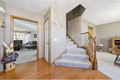 8294 Turquoise Avenue NE, Canton, OH 44721 - Photo 7