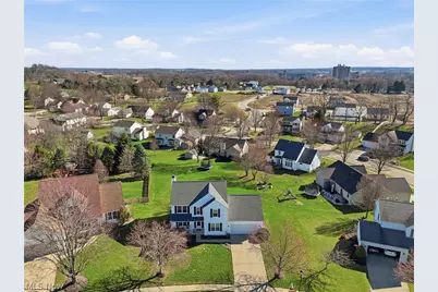 8294 Turquoise Avenue NE, Canton, OH 44721 - Photo 3