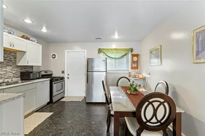 2317 40th Street NE, Canton, OH 44705 - Photo 9