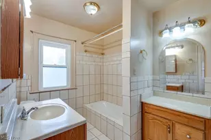 3345 Berkeley Rd, Cleveland Heights, OH 44118 - Photo 11