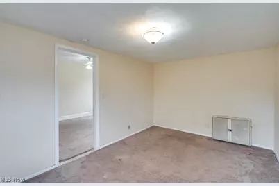 3345 Berkeley Road, Cleveland Heights, OH 44118 - Photo 15