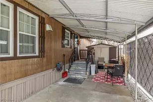 63 Parkway Dr, Olmsted Twp, OH 44138 - Photo 3