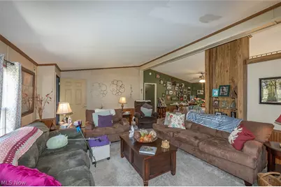 63 Parkway Drive, Olmsted Twp, OH 44138 - Photo 15