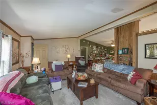 63 Parkway Dr, Olmsted Twp, OH 44138 - Photo 15